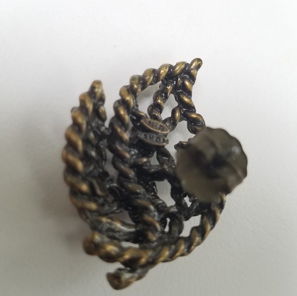 Avon Rhinestone Leaf Earrings Vintage - Picture 3 of 5